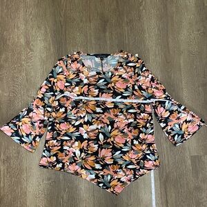 Women’s small Zac & Rachel Black Floral Blouse bell sleeves chrome buttons